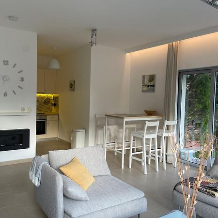 Acacia Hill Apartments Herceg Novi Esterno foto