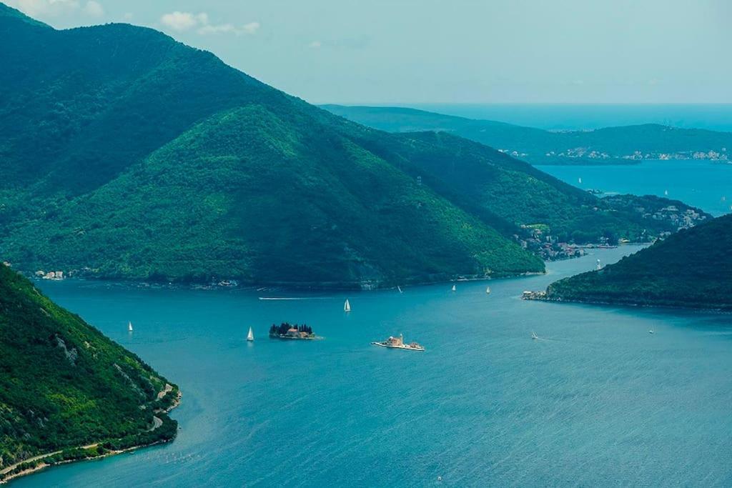 Acacia Hill Apartments Herceg Novi Esterno foto